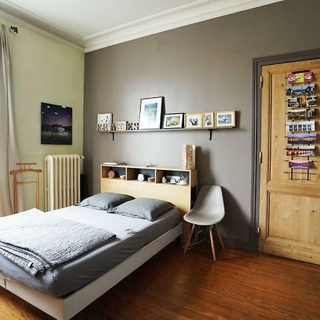 Au Petit Bonheur Bed & Breakfast Talence Bagian luar foto